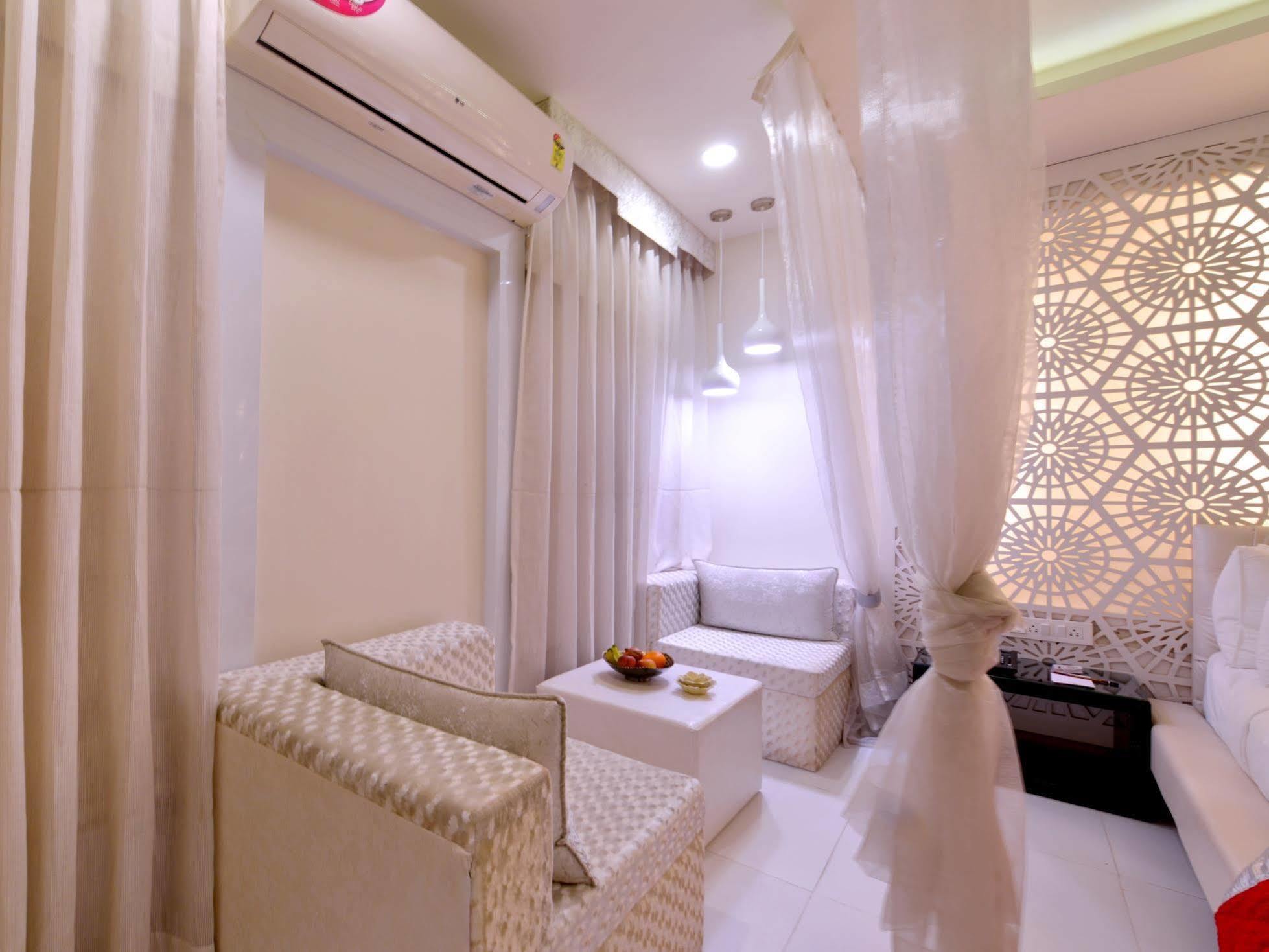 Hotel Mk Vivanta Gwalior Luaran gambar